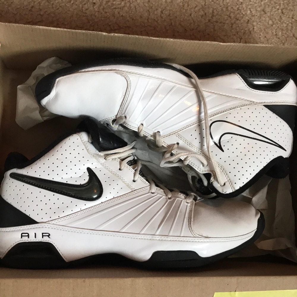 Nike Basketball sneakers